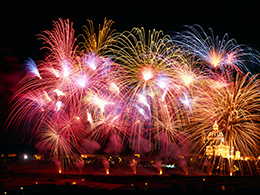 Высотные фейерверки